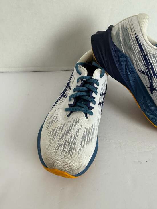 ASICS Novablast 3 White Deep Ocean Running Shoes 1011B458 - Picture 2 of 9